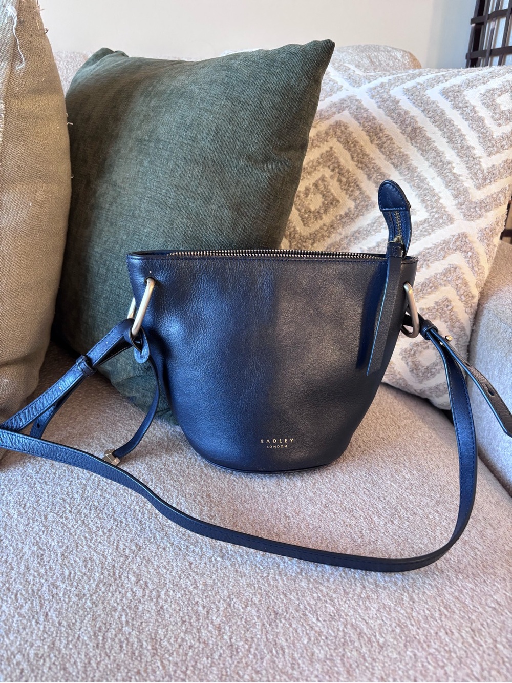 RADLEY LONDON Navy Leather Crossbody Bucket Bag with Gold Hardware